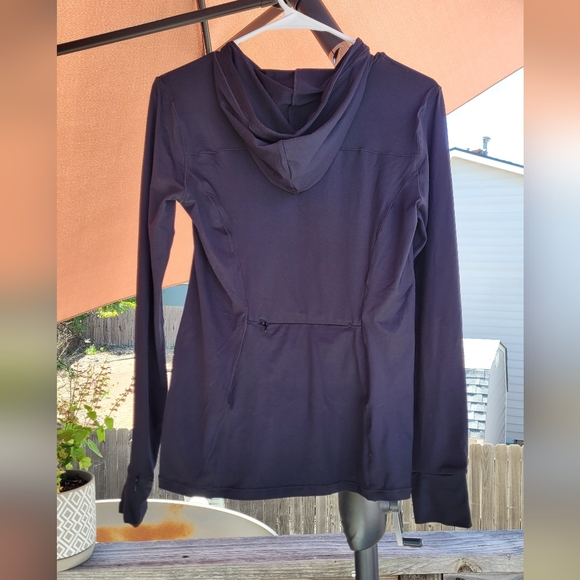 Fabletics Pheonix Run Hoodie - Picture 5 of 7